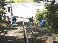 �N���[������