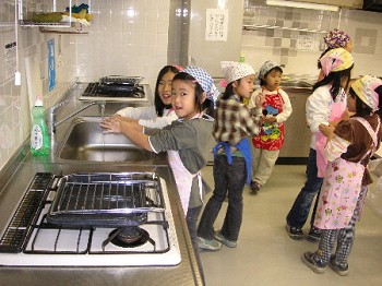 �N�b�L�[���R