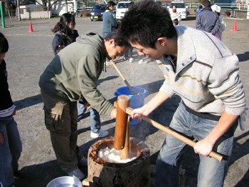 �������V