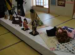 �����W��