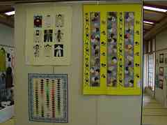 �����W��