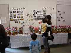 �����W��