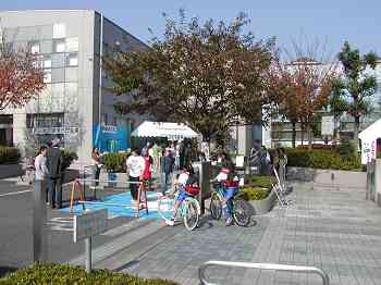 �������R